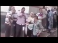 مصري يعمل في عهد السيسي كأول معدية بشرية تعمل في الاسكندرية بسبب مياة الامطار . -Views : 0