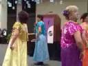 videos de Old Women Dancing