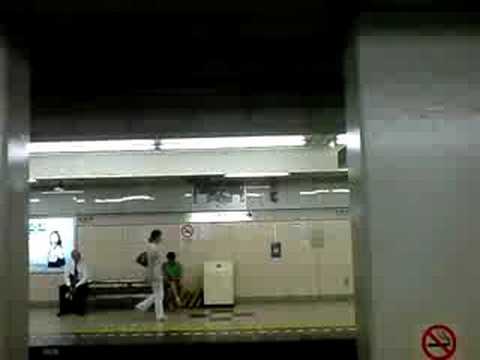 東京メトロ日比谷線回送通過
