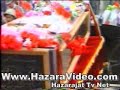 کوهی   که داشت    زمزمه ء   سبز بیشه راشب   میسرود   عقده ء   سرخ   همیشه راای کوه! پلک خفته به  خونت شکسته استاییــــــــــنه ء    قبــــیله ء    اندوه     پیشه  رامیخواستی سپیده بخوانی که  شب  رسـیدمحکم   گرفت   حنجره ء   ریشه     ریشه راای کوه !  سنگها   همه   خاموش  مانده اندکس نـیست بی تو تا شکند  قصر شیشه راسر شاخه های بالغ ای بیشه    می کشندشب   در   خطوط حافظه    ها رنج ریشه راگفتی   که    خون سبز   درختان در ان بهارپر     عطر    ناب    میکند    اغوش بیشه راحالا   ببین ! بهار   شد      اما  نشا نده اندبر قلب  بیشه ها تبر    و داس   و تیشه را !                                 محمد شریف سعیدی