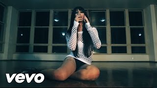 Assista "Meu Lado Pior": novo clipe da Mc Trans