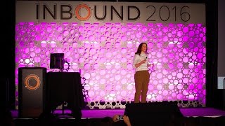 Photo of Tiffany Sauder speaking