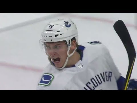 Video: Plays of the Night: Virtanen's big night, Tkachuk's power move, and Nieto & Tavares' hat tricks