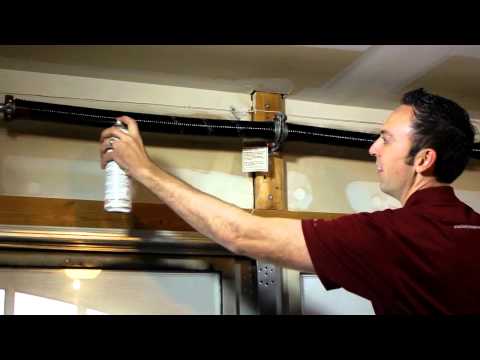how to garage door maintenance