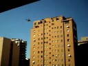 Avião na cidade