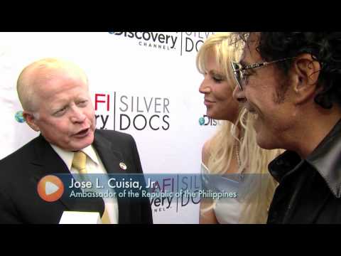 myMCMedia - MCM's Sonya Burke was on the Silverdocs red carpet when Journey guitarist Neal Schon was introduced by Michaele Salahi to Jose L. Cuisia, Jr., the Phillippin...
