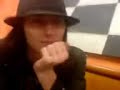 Talk show i väntan på att källan ska öppna Talk show i väntan på att källan ska öppna