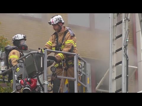 Polizei und Feuerwehr kämpfen - Explosion in Göteborg (Schwen) - War es wieder Bandenkriminalität?