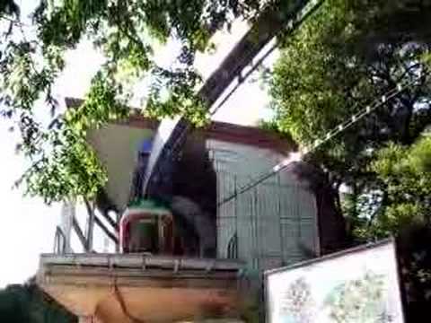 上野動物園モノレール　西園駅発車