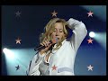 comme d'ahbitude notre ange pr�f�r�e: lara fabian est un vrai clown voici un petit montage !