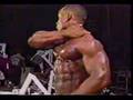 Bodybuilder-with-abs