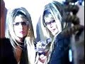 Barbi Twins Support Shelter Rescues