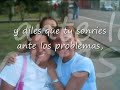 Sonr�e Jesus Te Ama.