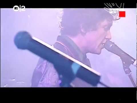 clor - Clor performing Outlines on MTV Live, back when MTV2 was awesome.