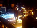kids in glass houses - intro (live)
