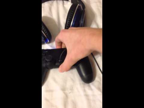 how to use the ps4 mic