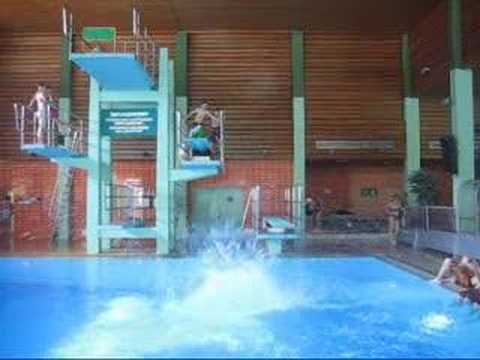 Swimming-jumping