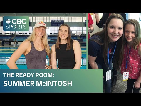 Summer McIntosh sulla decisione di allenarsi sotto l’ex allenatore di Michael Phelps e molto altro | La sala pronta | CBC Sports Summer McIntosh sulla decisione di allenarsi sotto l’ex allenatore di Michael Phelps e molto altro | La sala pronta | CBC Sports