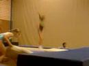 Nanouk trampoline springen salto 2