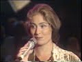 Sissel sings Solitaire with Neil Sedaka.