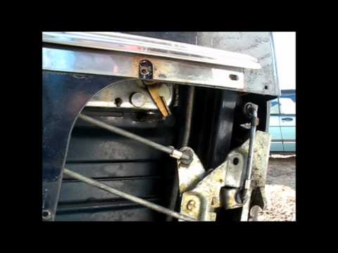 how to remove yj door panel