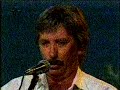 raridade video do liu e leu em 1989 cantando esse grande sucesso m�e de carv�o !!!
quem quiser add no orkut ta ae 

http://www.orkut.com/profile.aspx?uid=14190036246066842105

grande abra�o
