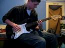 Jeff attempting guitare Jeff attempting guitare