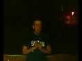 B�gu on the balcony