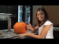 Learn how to carve a killer pumpkin! Today on Mahalo How To's, Leah shows you step by step how to pick, prep and carve your pumpkin so your neighbors will be envious of your hauntingly good carving skills. Check out more on carving pumpkins at http://www.mahalo.com/How_to_Carve_a_Killer_Pumpkin Be sure to RATE and SUBSCRIBE to our YouTube Channel: http://youtube.com/mahalodotcom Mahalo! We're here to help!