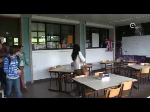studenten - http://www.atv.be/item/studenten-buiten-de-stad-slimmer Presteert een leerling die in Brasschaat naar de middelbare school gaat, beter dan leeftijdsgenoten d...