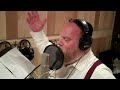 Michoel Schnitzler Singing "Dee Voch"