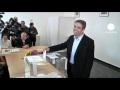 Bulgaria's Plevneliev wins presidency  -  video