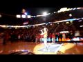 范范在NBA演唱美國國歌........超震撼的！
