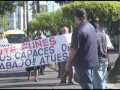 Taxistas exigen refrendas