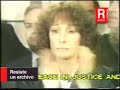 uno de los momentos cumbre de la marat�n las 24 horas de las mavinas ocurri� cuando cerca de 500 personas dentro del estudio mayor de atc, entonaron el himno nacional. norma aleandro, thelma biral, libertad lamarque, mirtha legrand, julio de grazia, ana mar�a campoy, amelia bence, marcela l�pez rey, juan vitali, cristina del valle y elvira romei, son algunos de los que aparecen en este segmento. mientras sonaban los acordes de blas parera y la multitud entonaba las estrofas de l�pez y planes, un videograph pasaba por la parte inferior de la pantalla, escrito alternativamente en castellano e ingl�s con algunas traducciones un poco dudosas, al igual que oraciones que podr�an calificarse, al menos, de ir�nicas, dado el momento que viv�a el pa�s. por ejemplo, la que versa 