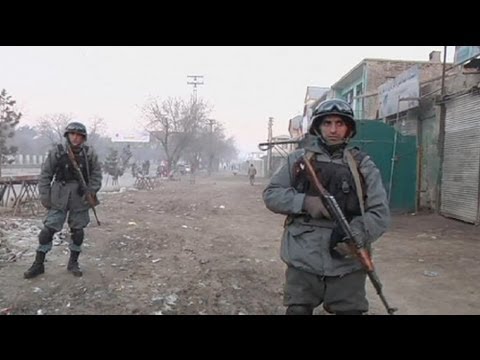 Afghanistan: Taliban suicide attack on government building in Kabul