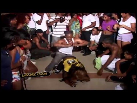 Hip - DA WAR ZONE TV DANCE SHOW IN CHICAGO by WALA CAM.