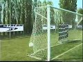 baggio fa gol da dietro la porta durante l'allenamento