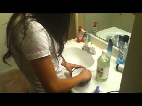 how to whiten teeth with apple cider vinegar