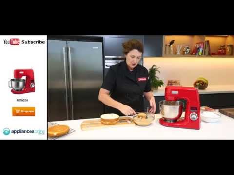 how to attach icing to a sponge cake