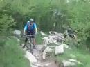4 friends try to run across the muntain with their bikes
