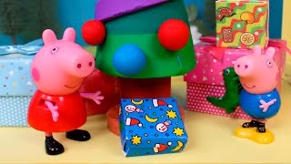 ❤ PEPPA PIG ❤ Peppa y george abren muchos rega