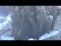 Fulmini dentro il vulcano d'Islanda