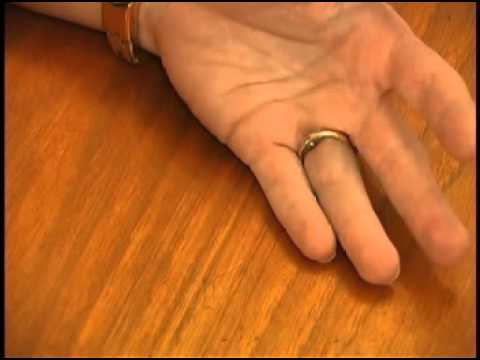 how to fasten a snuggie