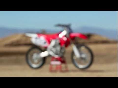 crf250r - Motocross.com spends the day testing the 2013 Honda CRF250R at Racetown 395 with Kris Keefer and Scott Hoffman.