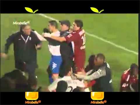 Έκαναν το γήπεδο... ρινγκ στη Γαλλία! (ΒΙΝΤΕΟ) Έκαναν το γήπεδο... ρινγκ στη Γαλλία! (ΒΙΝΤΕΟ)