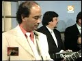 canción que sonó mucho en los años 70, interpretada por el grupo uruguayo Iracundos.Por eso a manera de homenaje, de tributo a los gloriosos sanduceros, hemos incorporado esta canción en nuestro repertorio