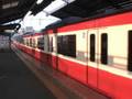 京急新1000形1445編成・新1000形1081編成発車