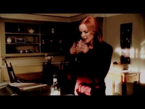 Desperate Housewives – Bree drinking problem