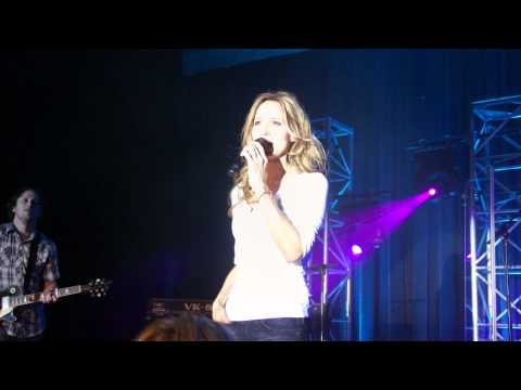 Chely Wright - Jezebel (Live at The Dinah 2011)